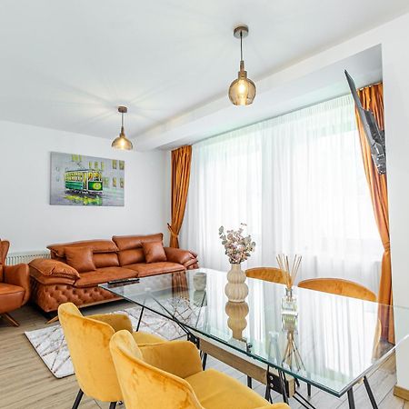 Cozy Brand New Boutique Aparthotel Braşov Eksteriør bilde